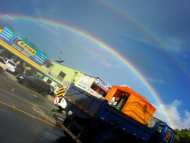 O arco-íris e o pote de ouro. Em Curitiba-PR