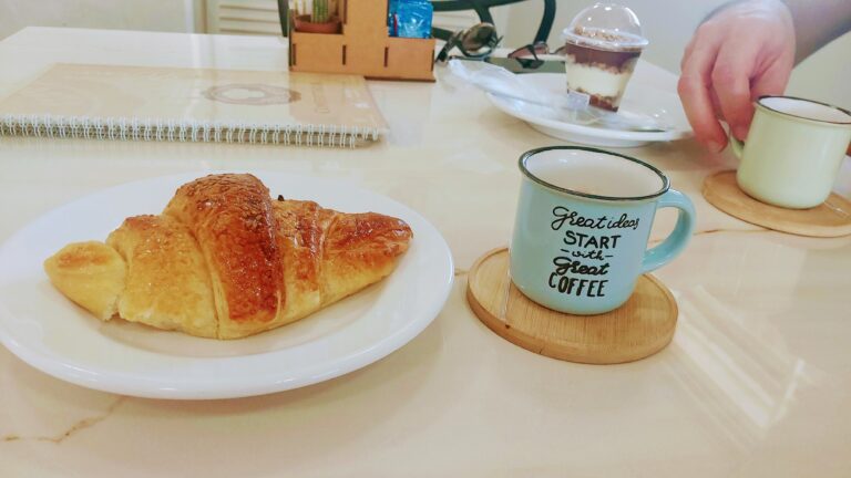 Cafés de dezembro: sem rede social